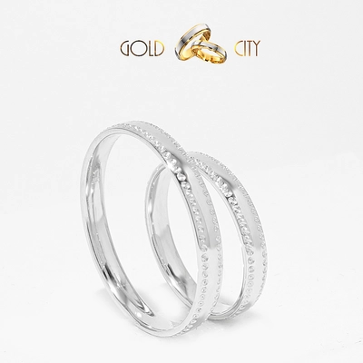 Fényes, 14 karátos különleges fehér arany karikagyűrű-goldcity.hu