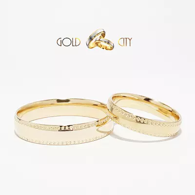 Fényes, 14 karátos különleges sárga arany karikagyűrű-goldcity.hu
