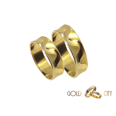 Karikagyűrű jegygyűrű vésett mintával a GoldCity Ékszer Webáruházból