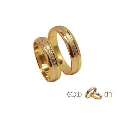 Karikagyűrű jegygyűrű vésett mintával a GoldCity Ékszer Webáruházból