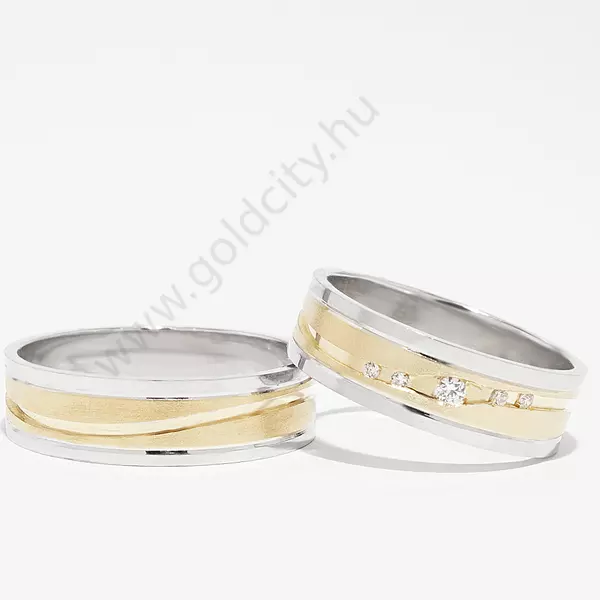 Modern kétszínű 14 karátos arany karikagyűrű, a női változat öt kővel